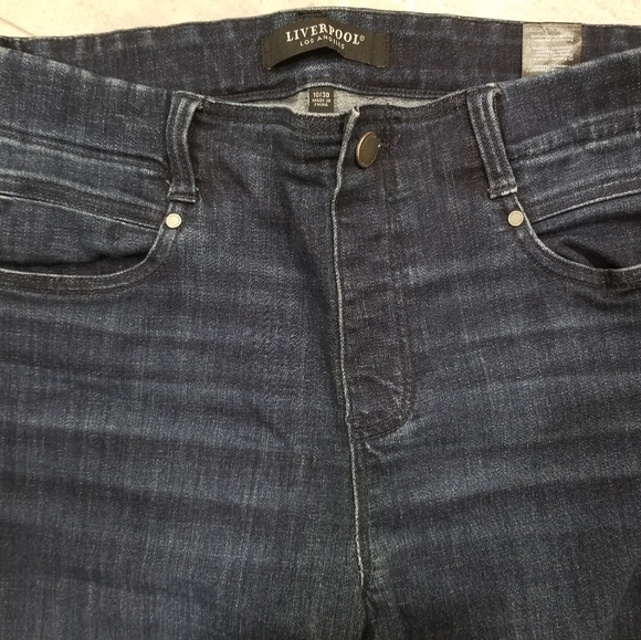 Gia Glider Crop Flare Twister Seam Jean - Picture 7 of 7